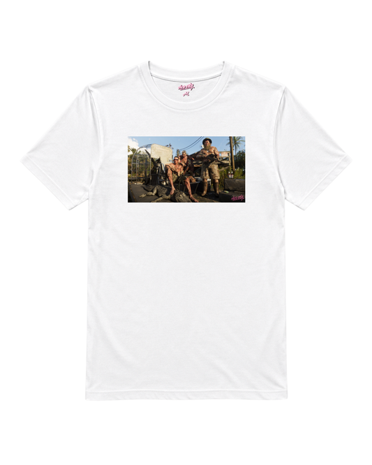 Regular-fit heavyweight t-shirt featuring the Grassrivers graphic.
